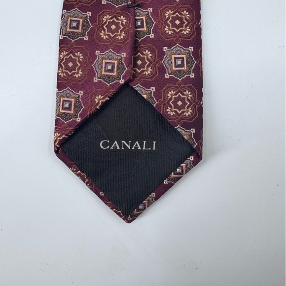 Canali Red and Black Geometric Pattern 100% Silk Tie - Picture 6 of 7